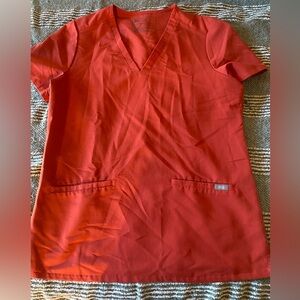 Figs Small Casma Top Clay